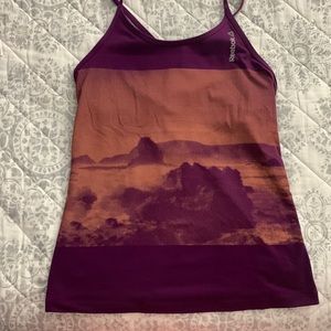 Les mills strappy tank with built in bra